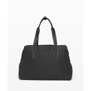 Lululemon Go Getter Bag Black Nylon Tote Travel Duffel Gym Bag Yoga Zip Sleek